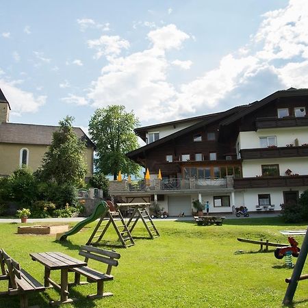 Familiengasthof St. Wolfgang シュピッタール・アン・デア・ドラウ エクステリア 写真